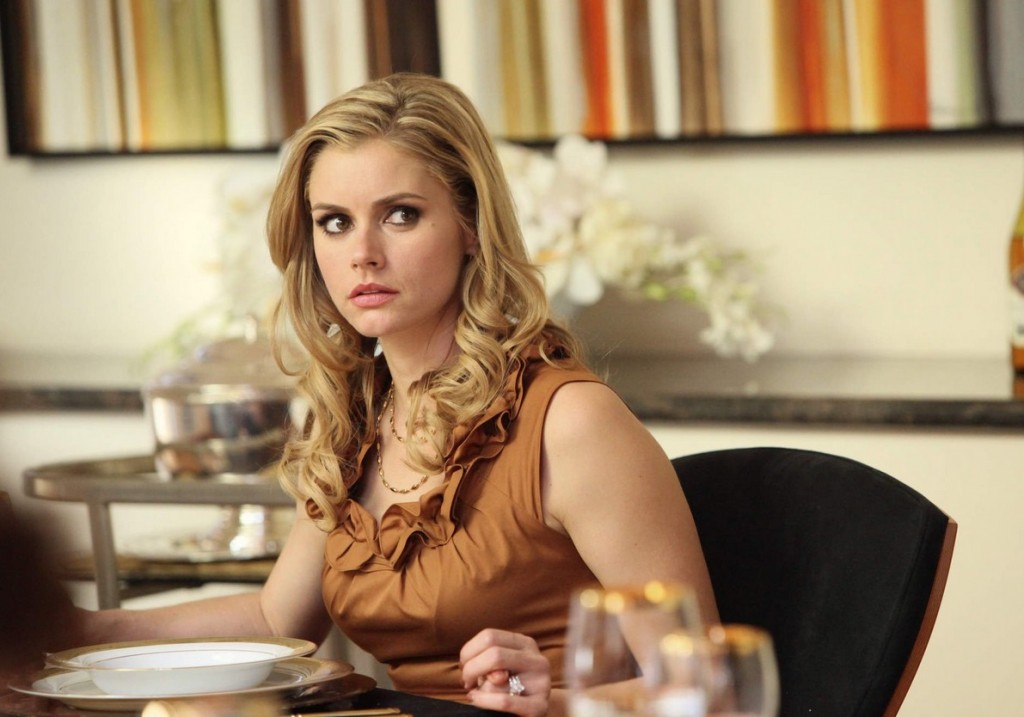 Taylor Stappord (Brianna Brown)