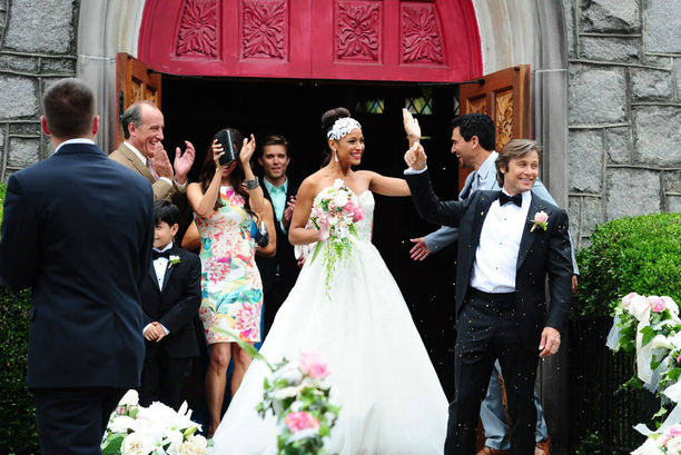 Rosie (Dania Ramirez) et Spence (Grant Show) se sont mariés